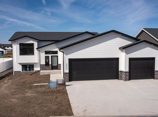 3900 Silver Blvd, Bismarck, ND 58503