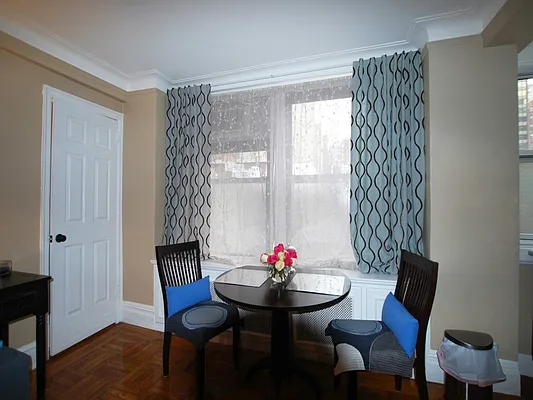 Sold by Sotheby's International Realty | media 4