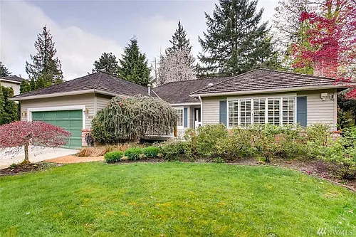 4118 209th Pl NE Photo 1