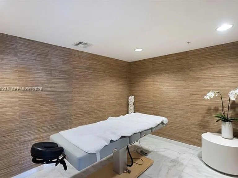 400 Sunny Isles Blvd #1708 — Photo 37