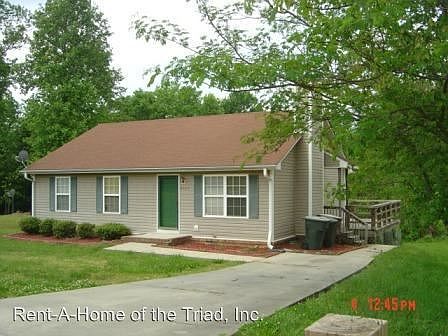 1st image of 4107 Summitview Dr