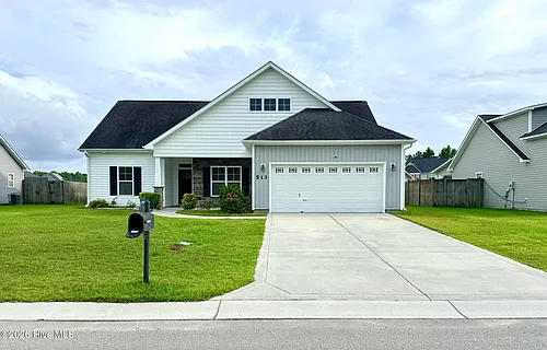 513 New Hanover Trl Photo 1