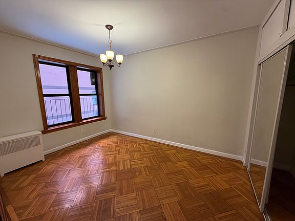 5th image of 2010 Ocean Ave APT B9