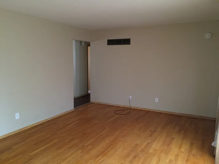 118 Connie Dr — Photo 17