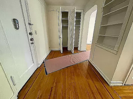 Rented by Contact Realty | media 29