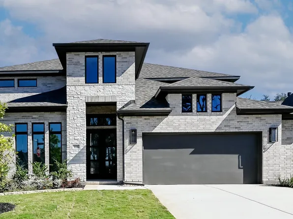 111 Brewer St, Kyle, TX 78640