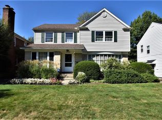 2396 Loyola Rd, University Heights, OH 44118