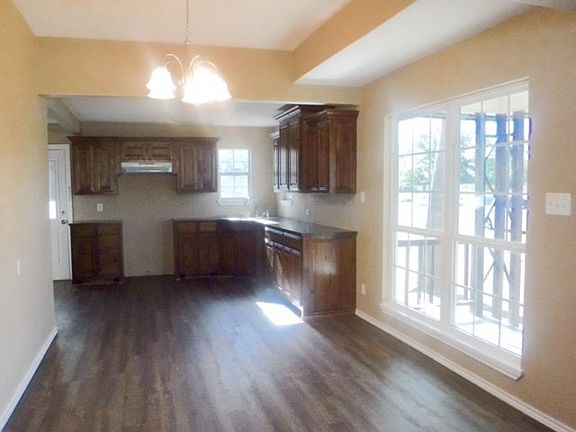 5th image of 307 Monticello Dr
