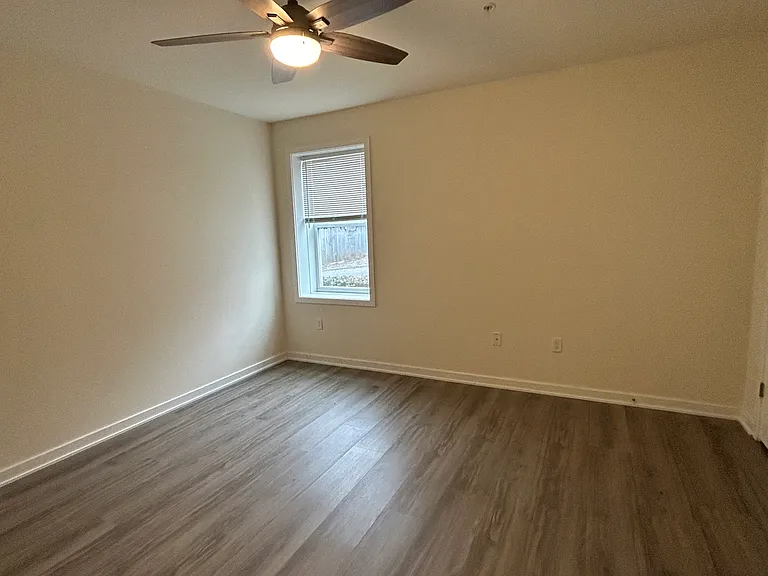 147 N Church St #7 — Photo 8