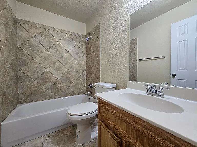 701 Atlas Ave — Photo 26