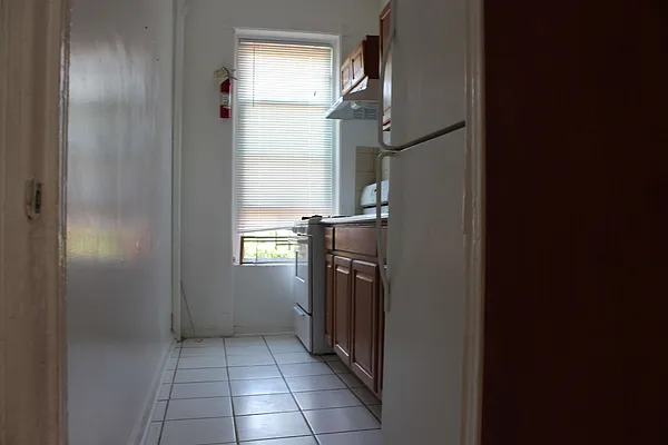 Rented by Premier Metro Realty Corp | media 20