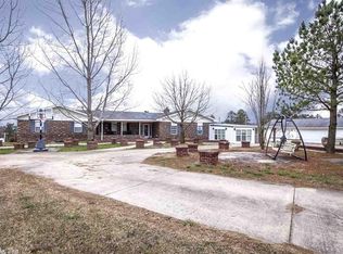 444 E Bowling Rd, Clinton, AR 72031