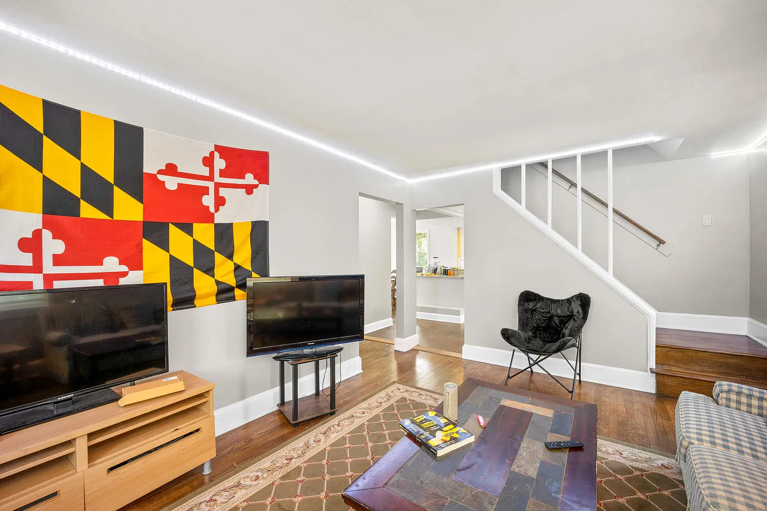 7 bed, 1600 sqft, $9,100 — Photo 4