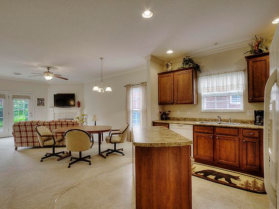 3rd image of 1655 Wisteria View Way