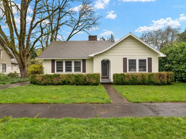 1915 Elm St, Forest Grove, OR 97116