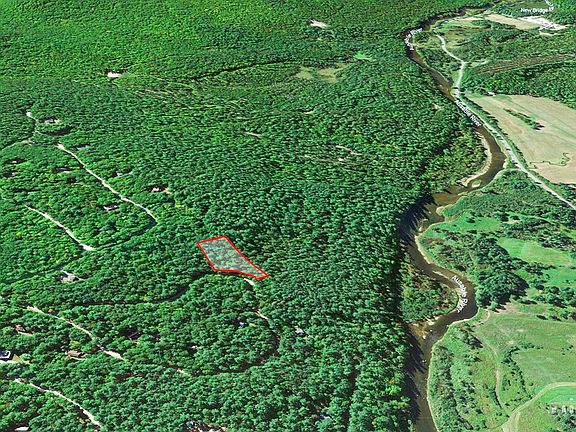 2nd image of 163 Algonquin Trl