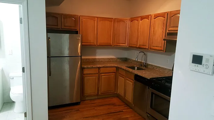 Rented by null | media 26