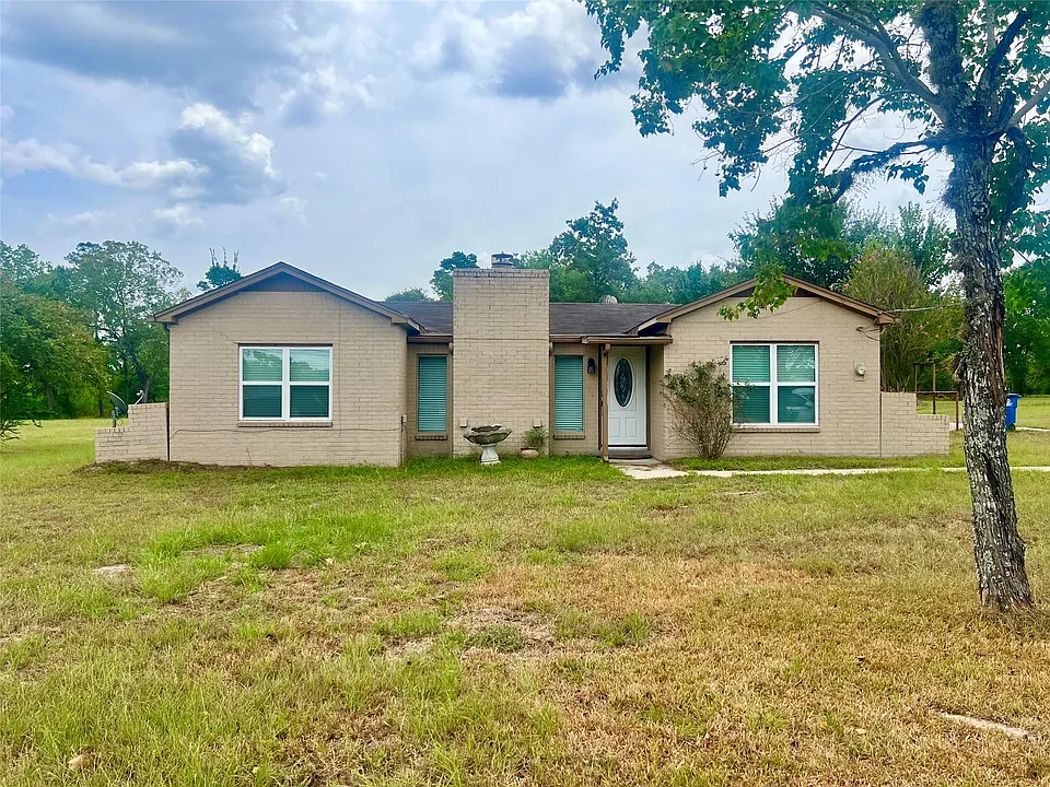 3022 Goodson Loop