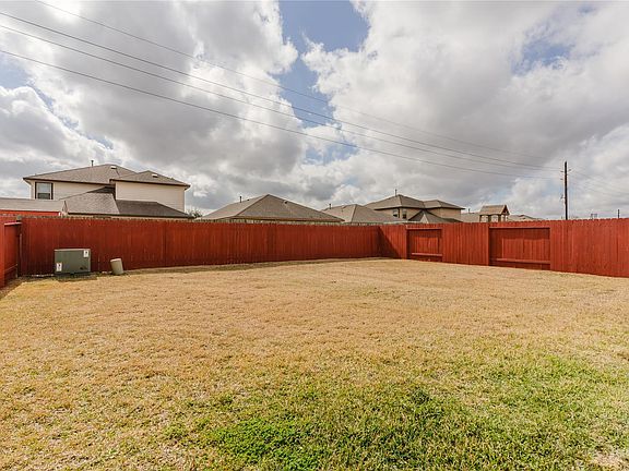 4th image of 250 John House Ln