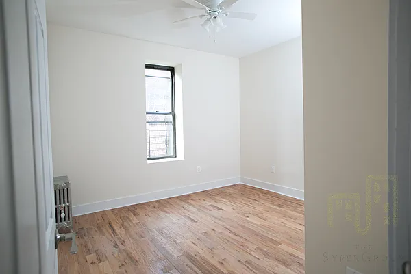 Rented by The Syper Group | media 12