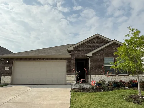 2215 Gustavus Dr Photo 1