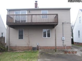 9330 Outlook Dr, Brooklyn, OH