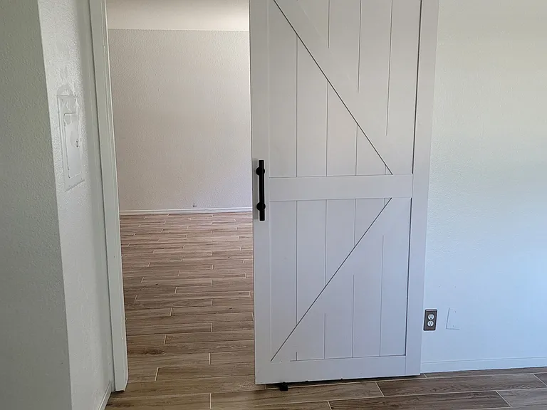 515 Grande Ave #D — Photo 9