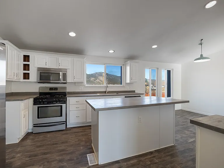 45999 South Dr — Photo 3
