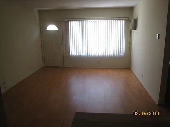 2nd image of 4242 Whitsett Ave #4