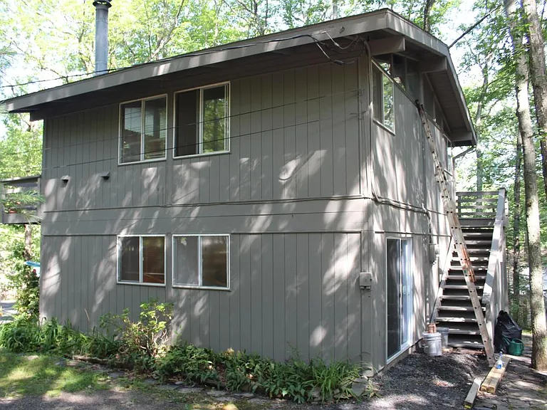 SIDE ELEVATION