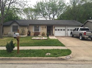 1206 Marlee Ln, Arlington, TX 76014