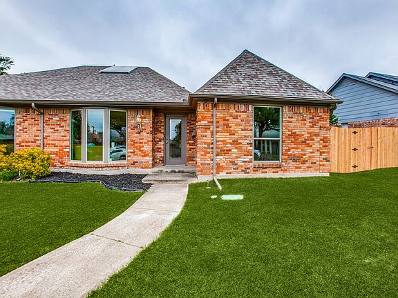 2nd image of 10628 Sandpiper Ln