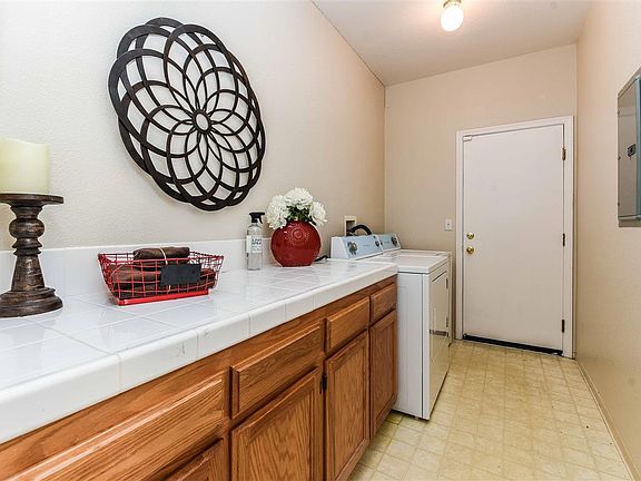 5th image of 4427 Glen Canyon Cir