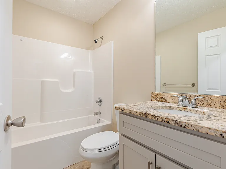 305 Breckinridge Cir — Photo 41