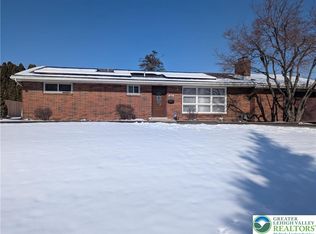 1515 W Woodlawn St, Allentown, PA 18102