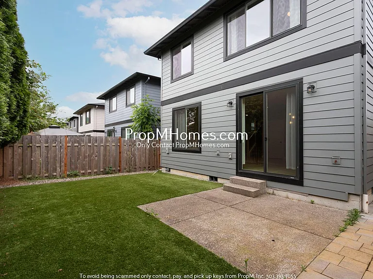 3544 SW Tegart Ln — Photo 24