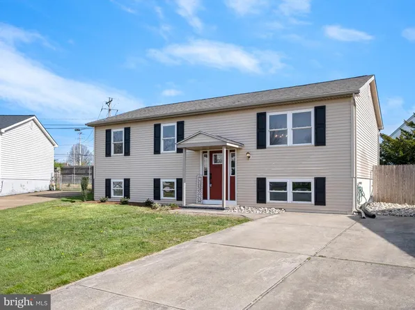 19 Courtland Cir, Bear, DE 19701