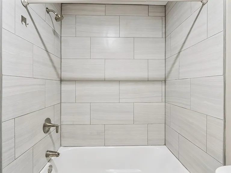 Woodland Reserve Apartments — Photo 9