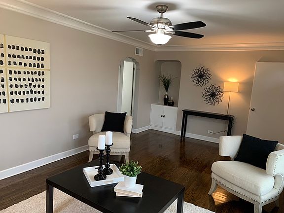 3rd image of 8114 Newland Ave