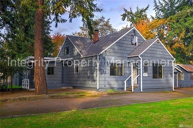 1st image of 10115 Alaska St S
