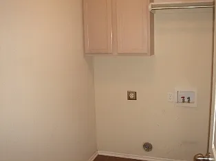 3518 Liberty Dr — Photo 6