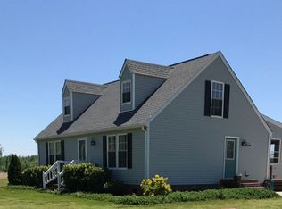 166 Smokey Point Rd, Water View, VA 23180