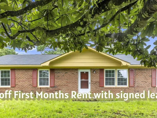 105 Brier Rd, Castle Hayne, NC 28429