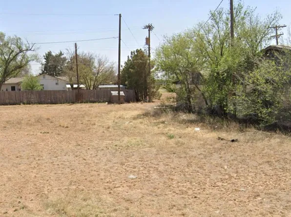 904 E Purdue St, Lubbock, TX 79403