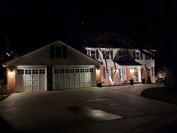 4th image of 1301 Evergreen Dr