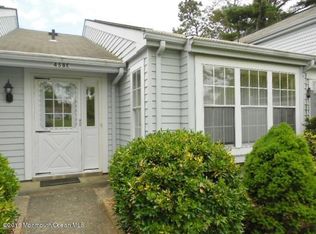 458 E Andover Ct, Manchester, NJ 08759