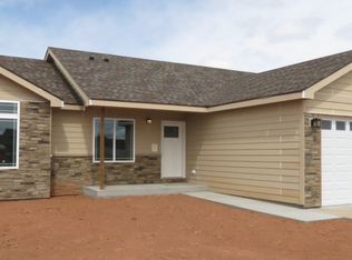 4033 Bobolink Ln, Laramie, WY 82070