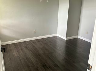 2300 Greenwich Dr, Fullerton, CA 92833