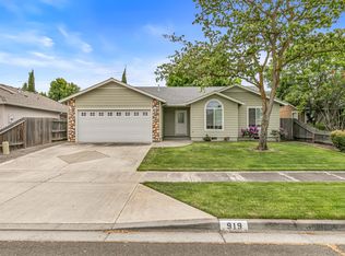 919 Hampton Way, Medford, OR 97501