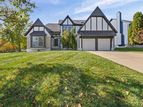16475 W 132nd Cir, Olathe, KS 66062